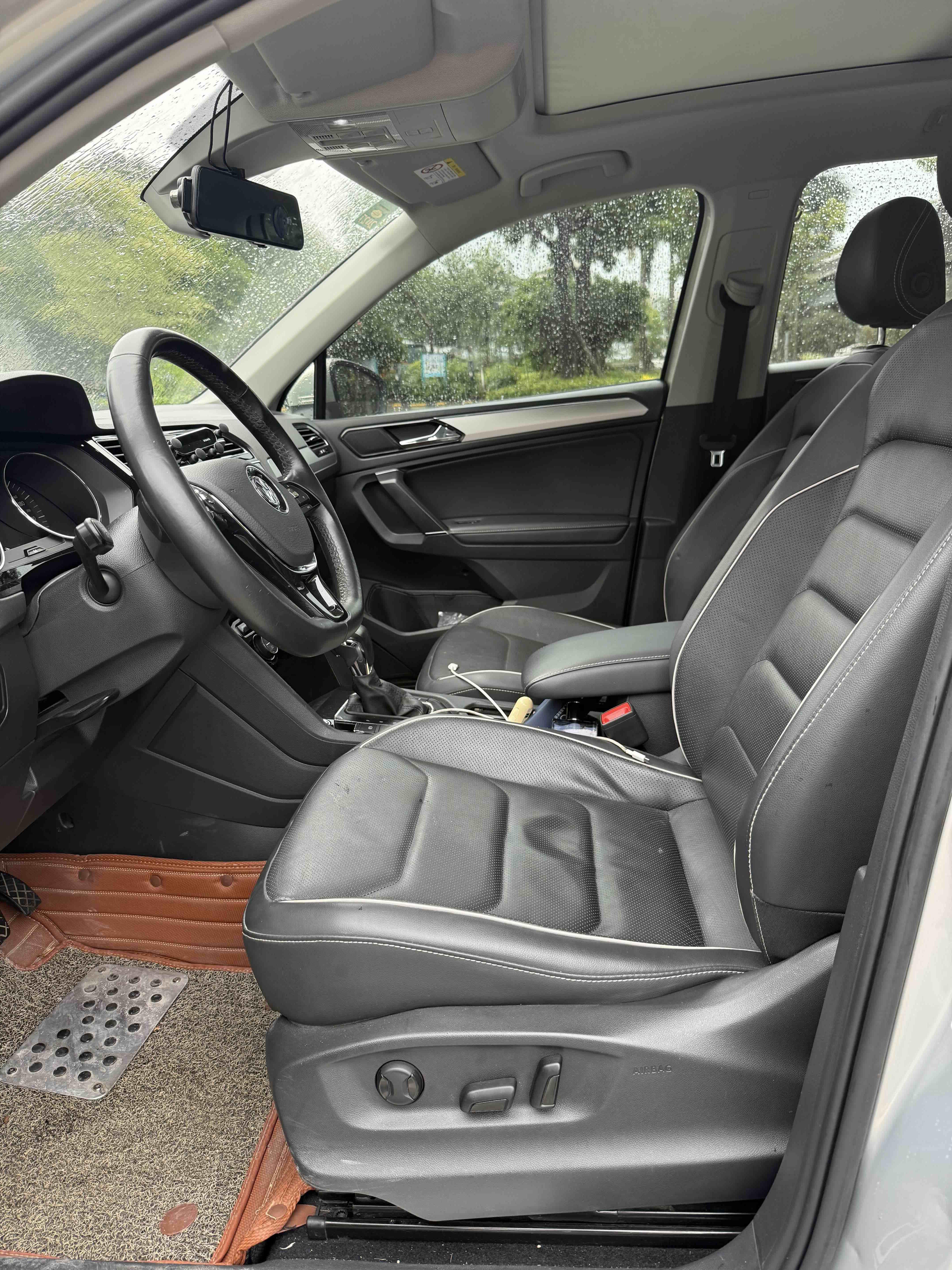 Volkswagen Tiguan 2019 thumb 6