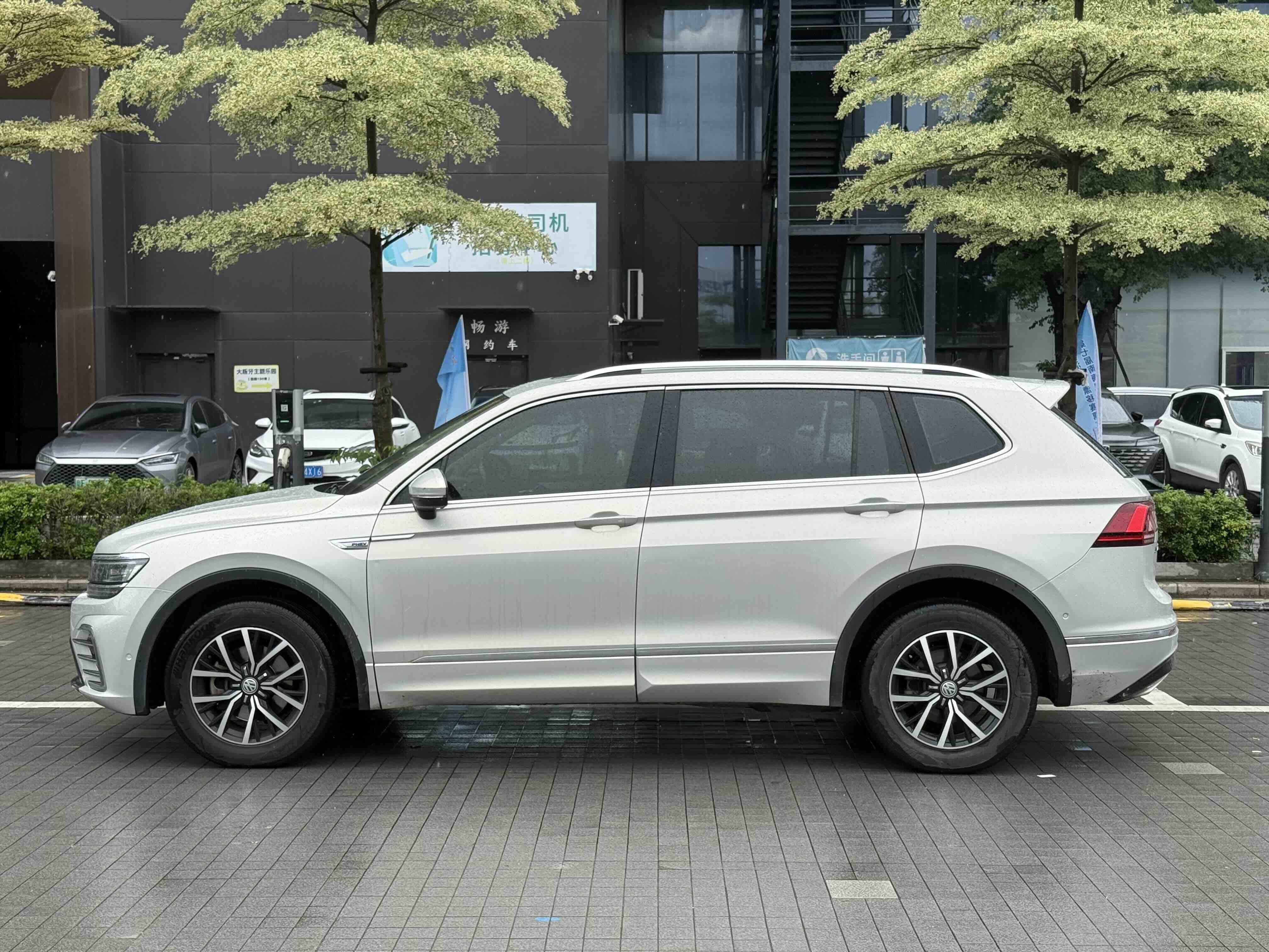 Volkswagen Tiguan 2019 thumb 11