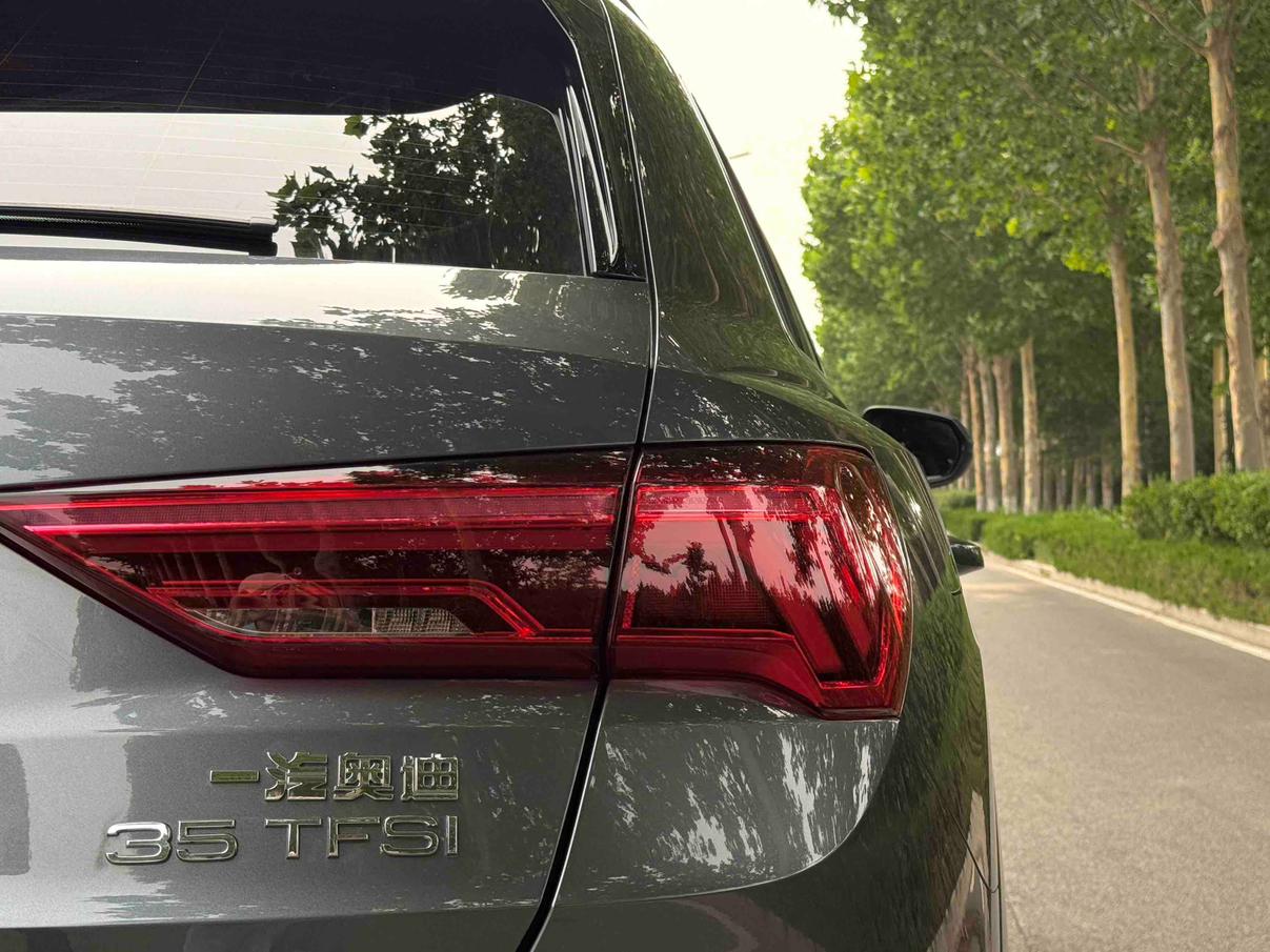 Audi Q3 2022 thumb 8