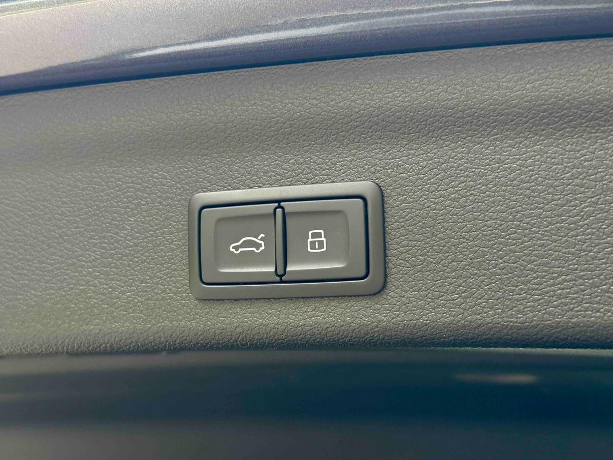 Audi Q3 2022 thumb 11