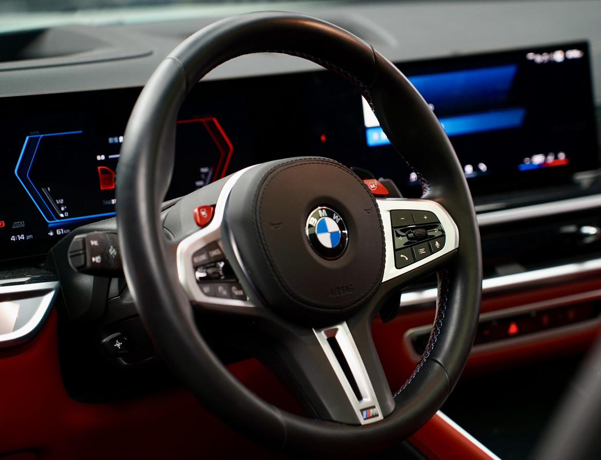 BMW X6 M 2023 thumb 10