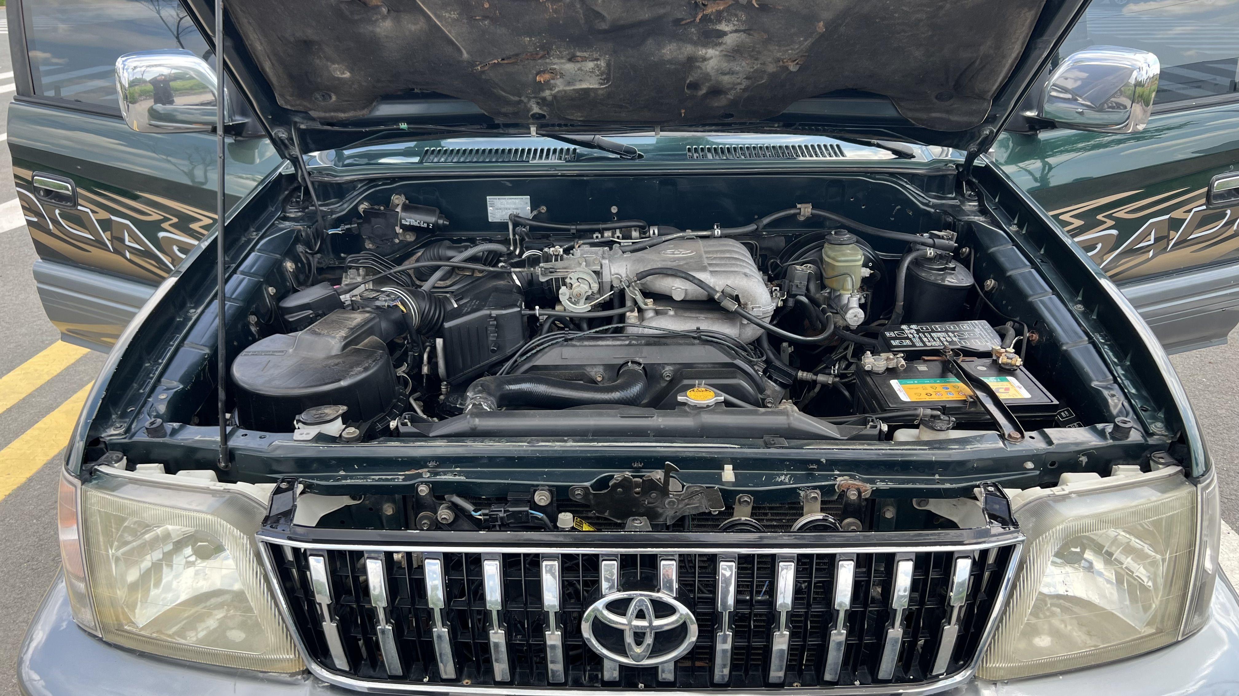 Toyota Land Cruiser Prado 2001 thumb 5