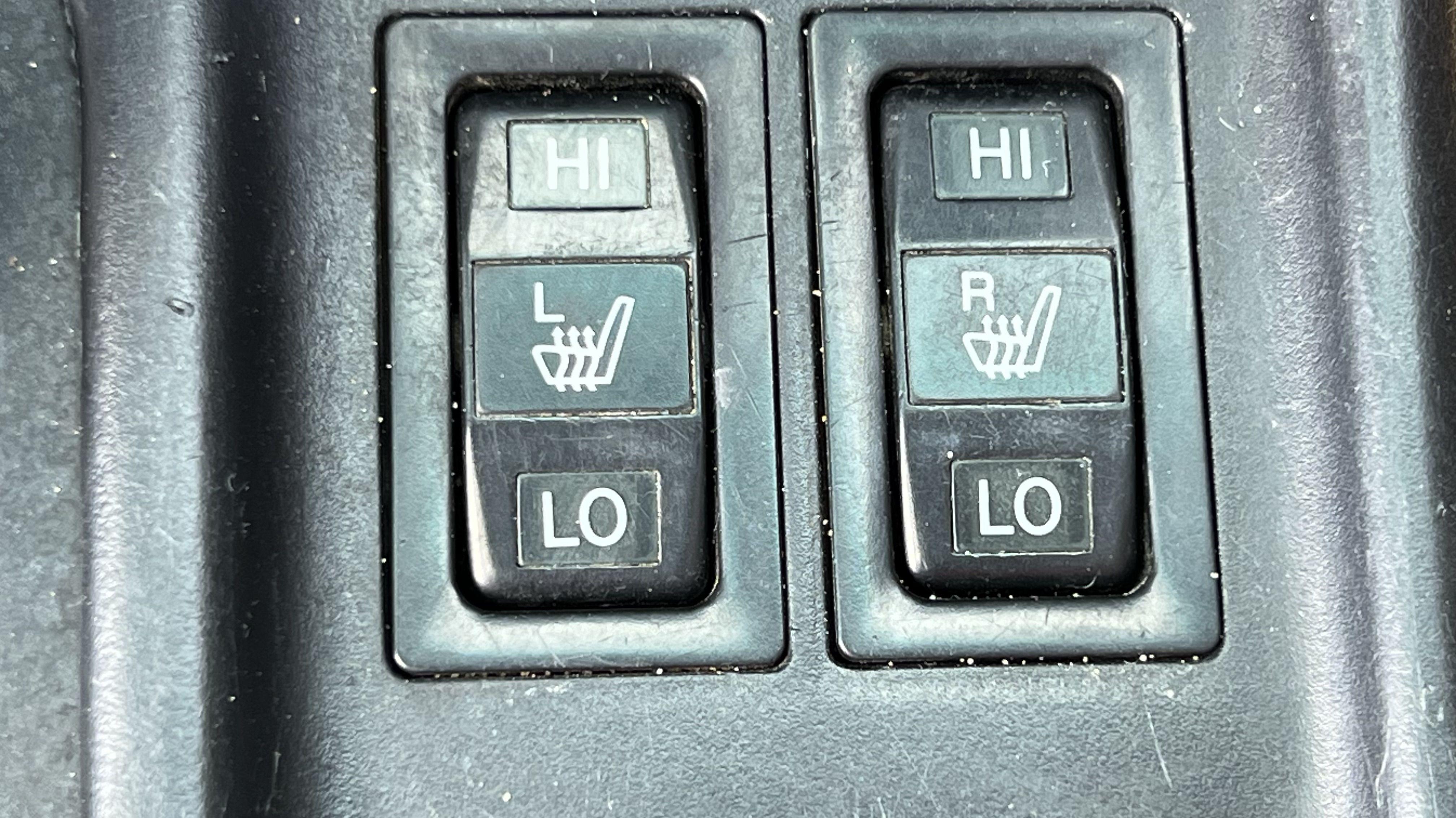 Toyota Land Cruiser Prado 2001 thumb 6