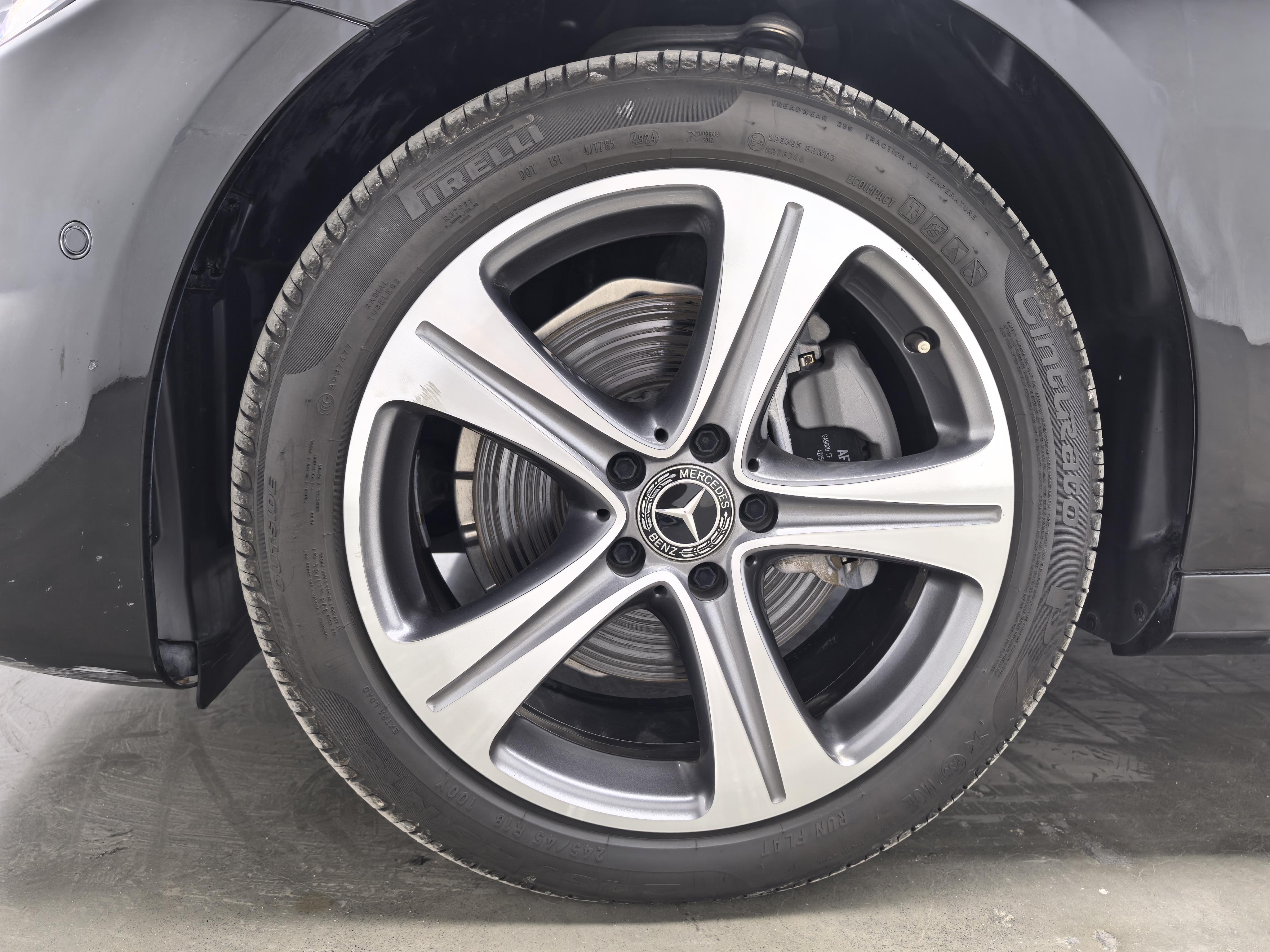Mercedes-Benz E-Класс 2019 thumb 7