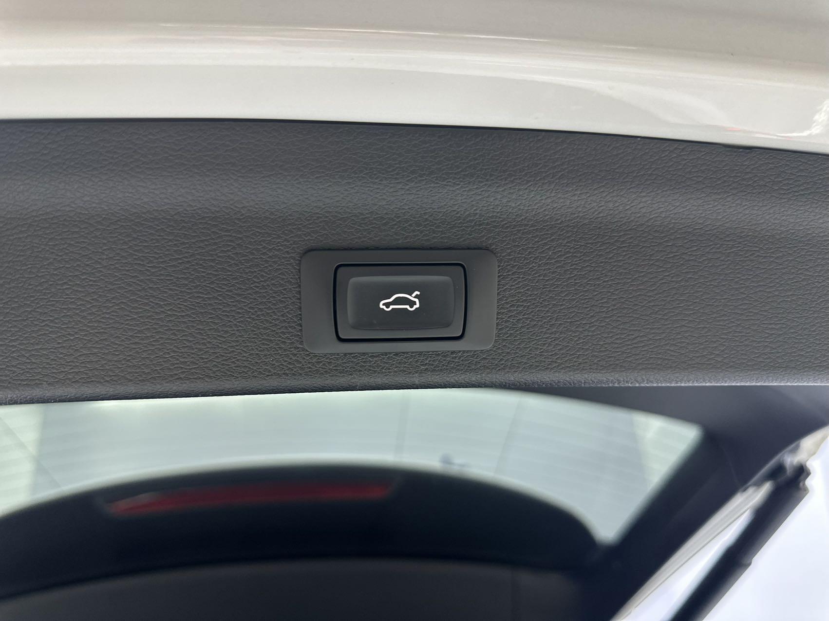 Audi Q3 2022 thumb 8