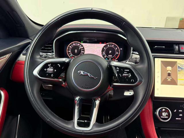 Jaguar F-Pace 2024 thumb 8