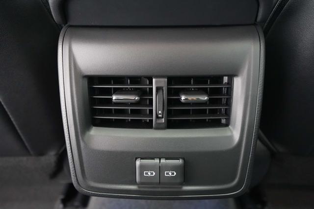 Toyota Avalon 2023 thumb 4