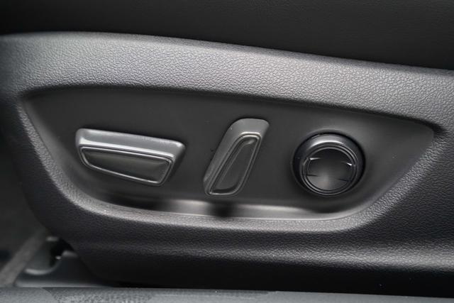 Toyota Avalon 2023 thumb 7