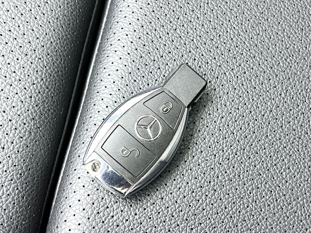 Mercedes-Benz GLA 2018 thumb 9