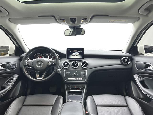 Mercedes-Benz GLA 2018 thumb 12