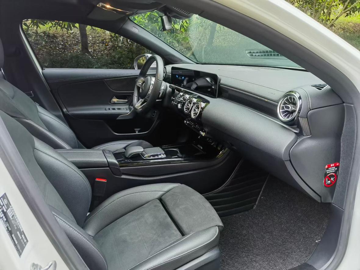 Mercedes-Benz A-Класс 2019 thumb 6