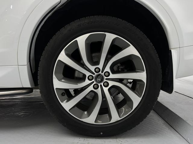 Land Rover Discovery Sport 2022 thumb 7