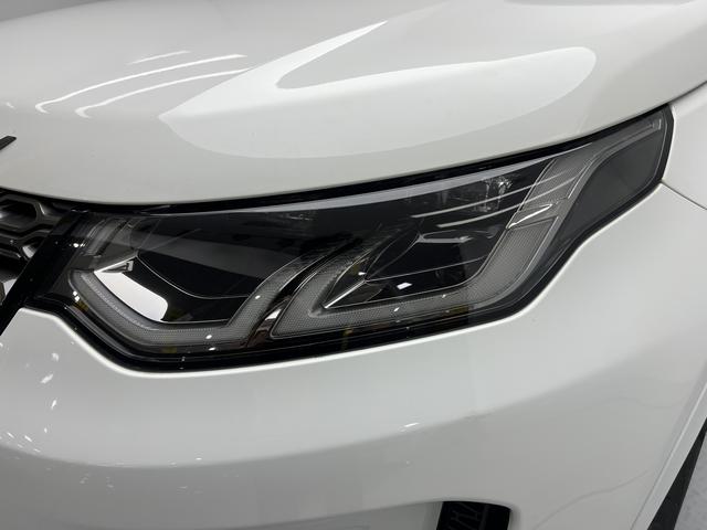 Land Rover Discovery Sport 2022 thumb 10