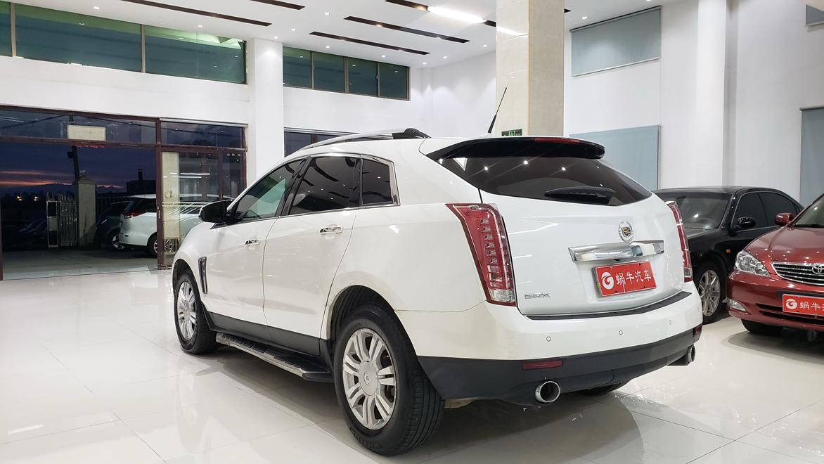 Cadillac SRX 2015 thumb 2