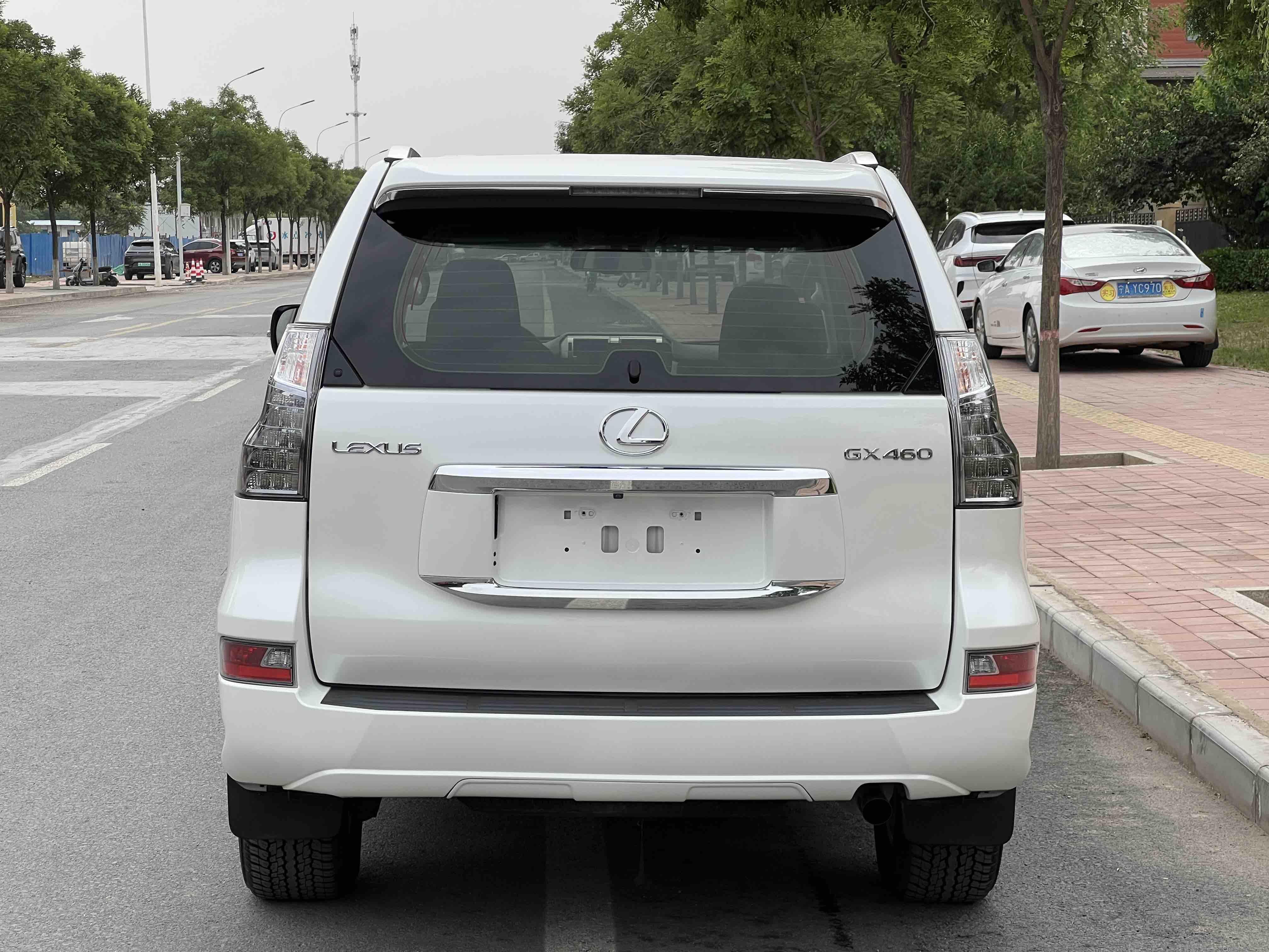Lexus GX 2019 thumb 2