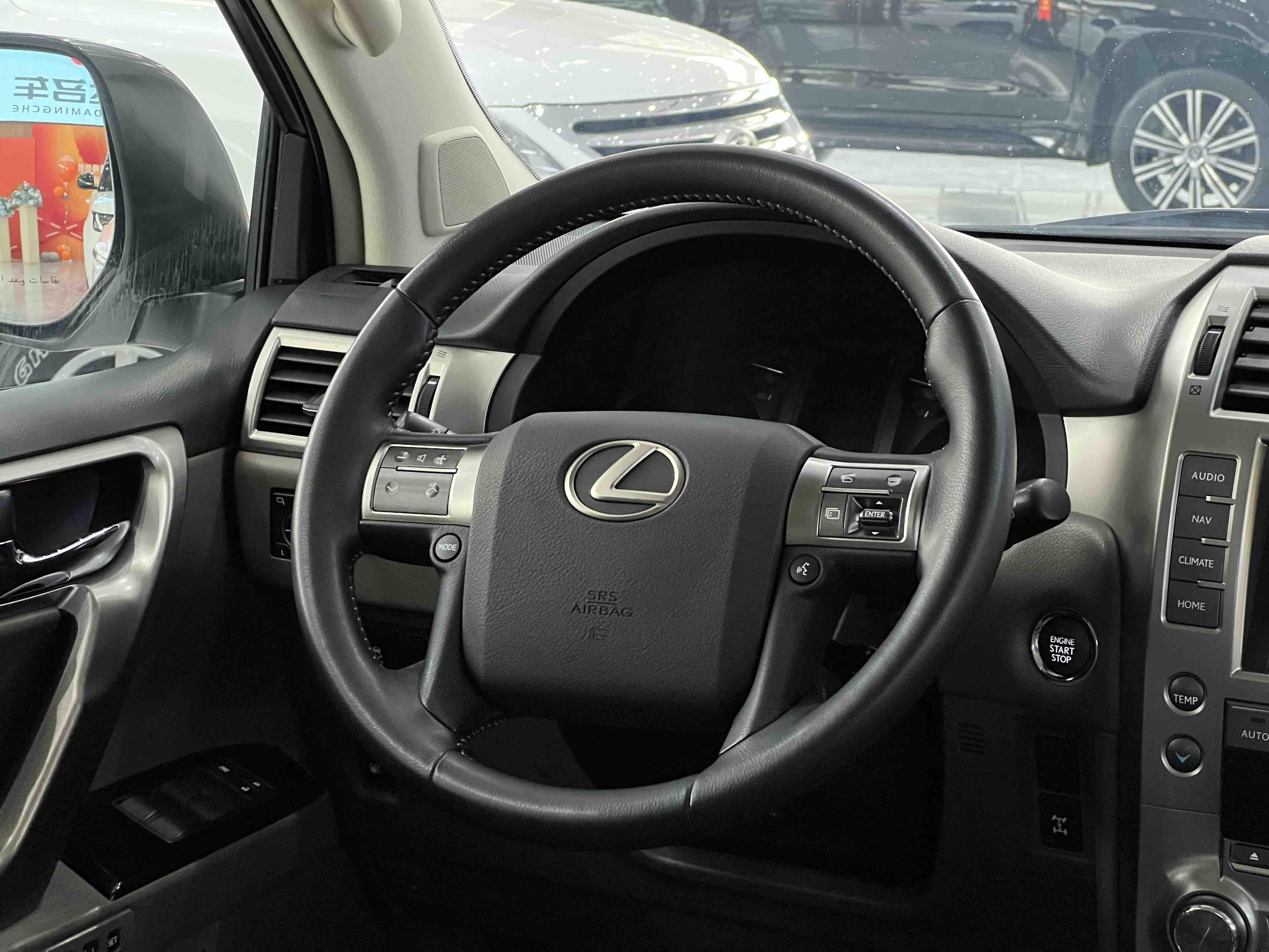 Lexus GX 2019 thumb 4
