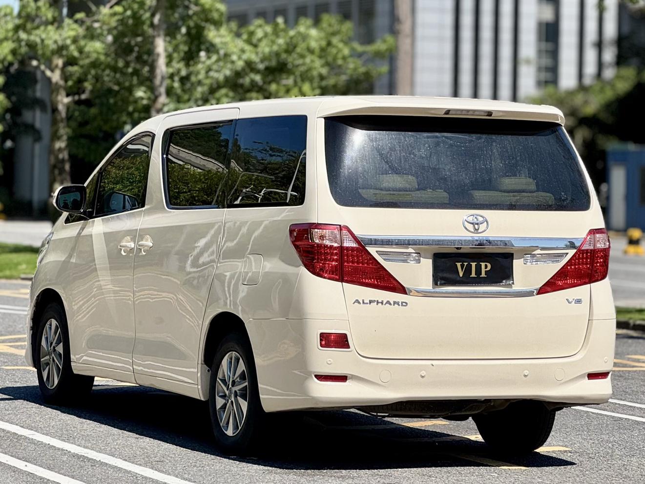 Toyota Alphard 2012 thumb 2