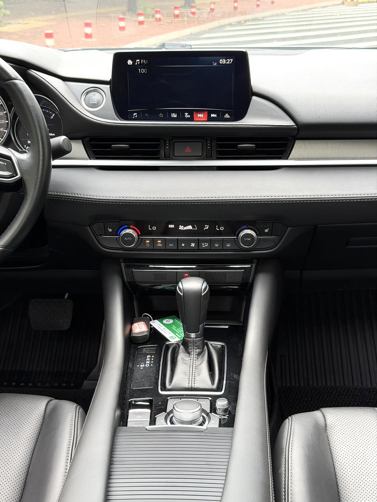 Mazda Atenza 2020 thumb 10