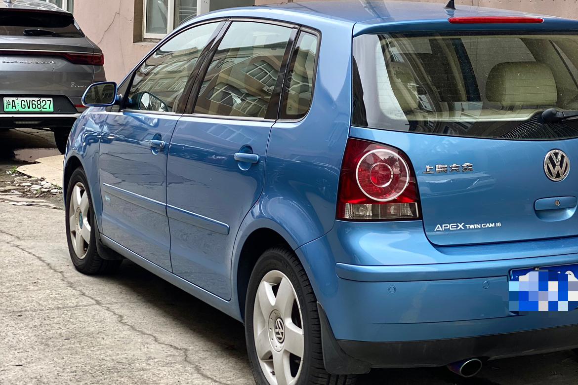 Volkswagen Polo 2009 thumb 6
