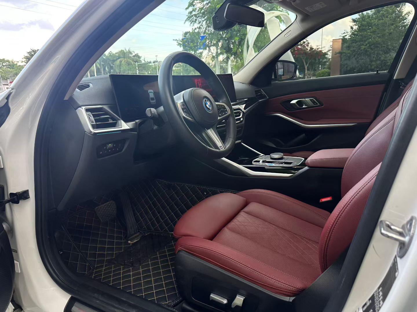 BMW i3 2022 thumb 12