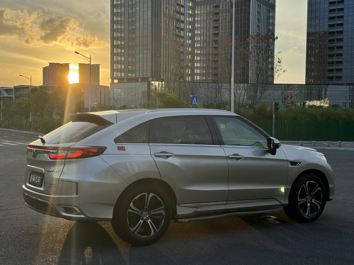 Honda UR-V 2017 thumb 4