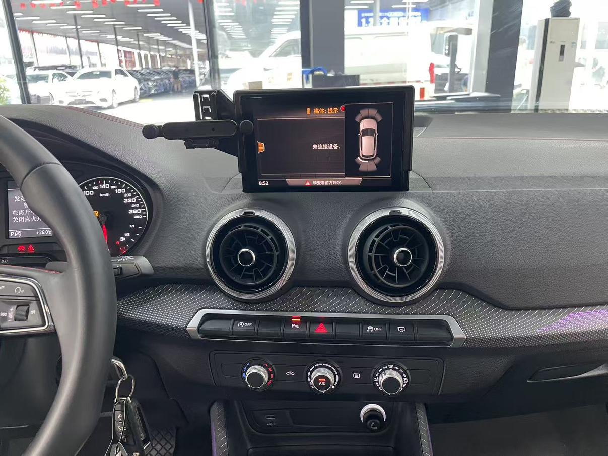 Audi Q2 2022 thumb 9