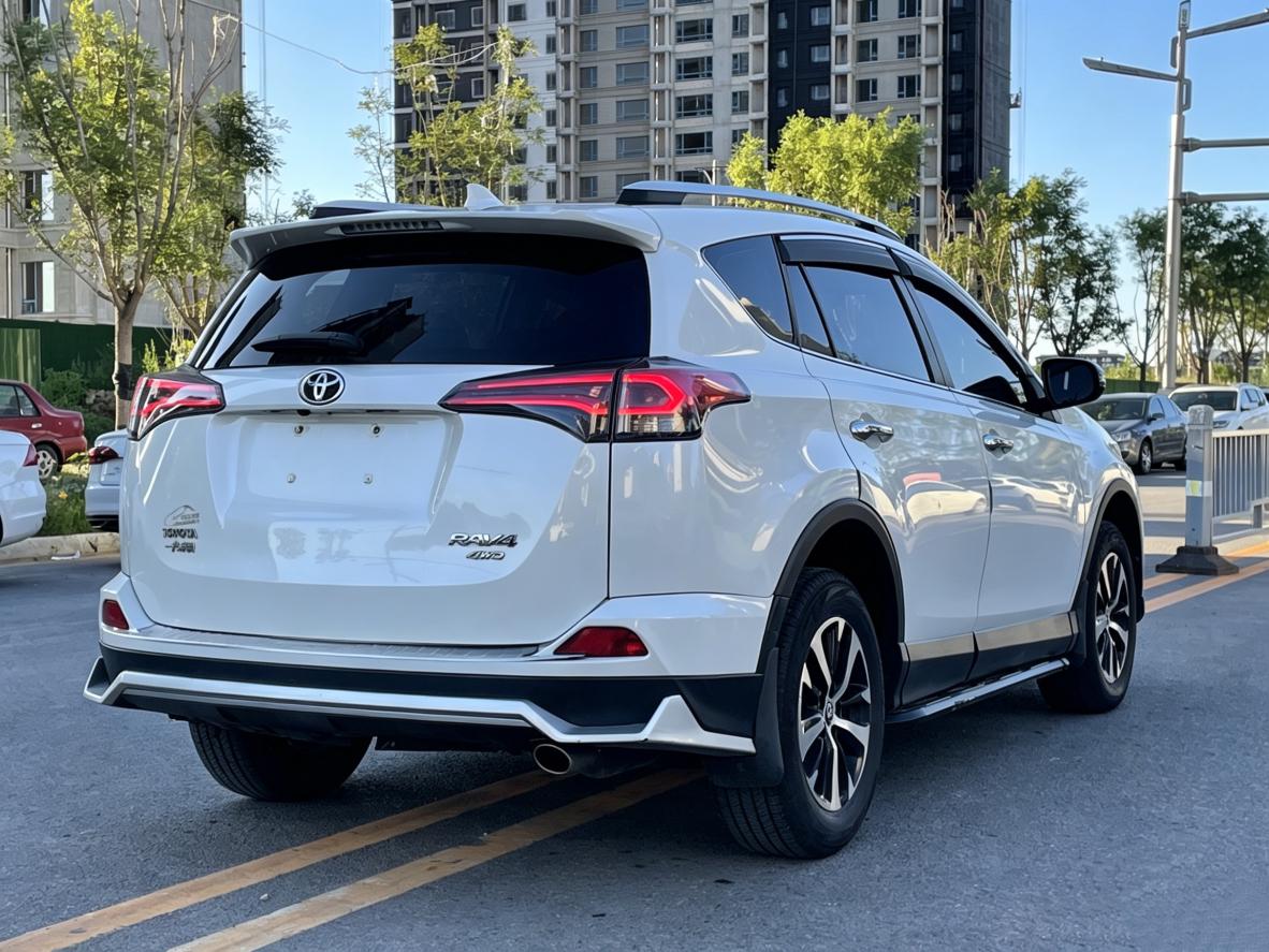 Toyota RAV4 2018 thumb 4