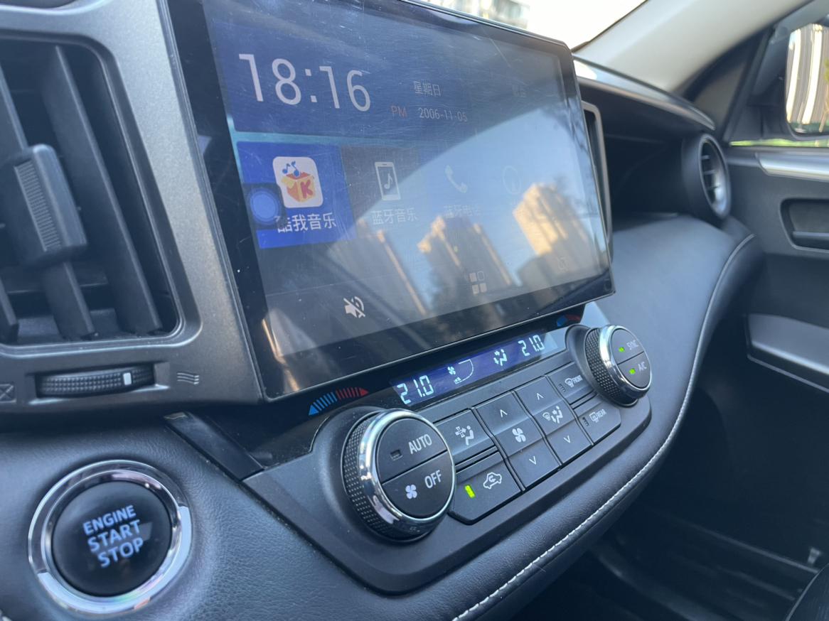 Toyota RAV4 2018 thumb 5
