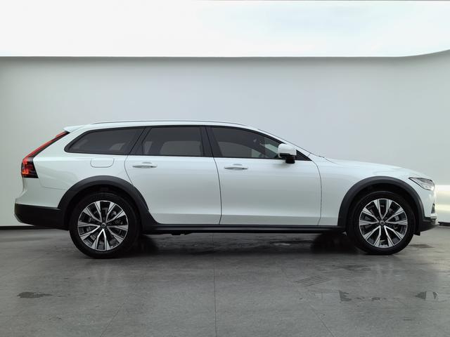 Volvo V90 2021 thumb 6