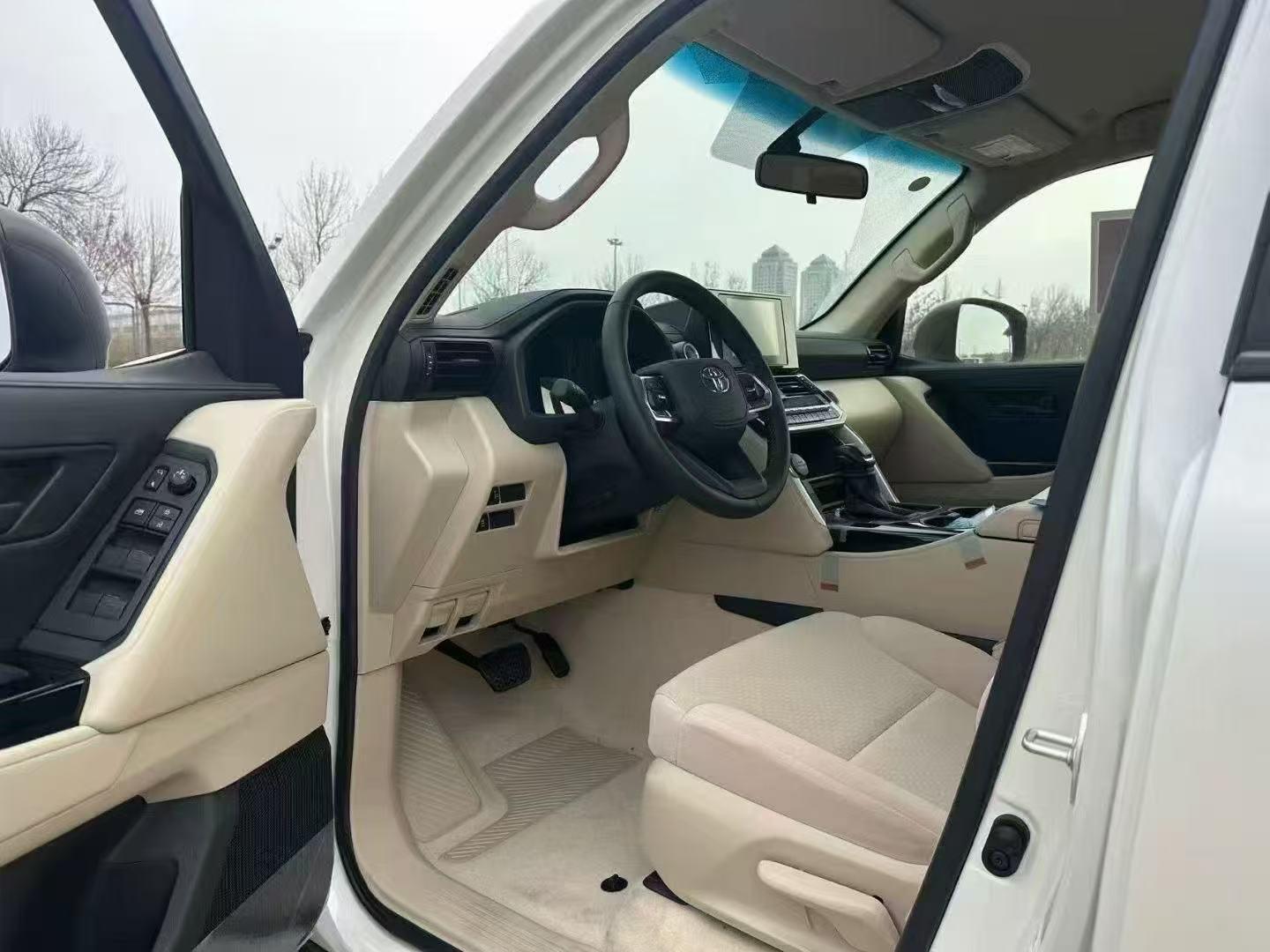 Toyota Land Cruiser 2026 thumb 5