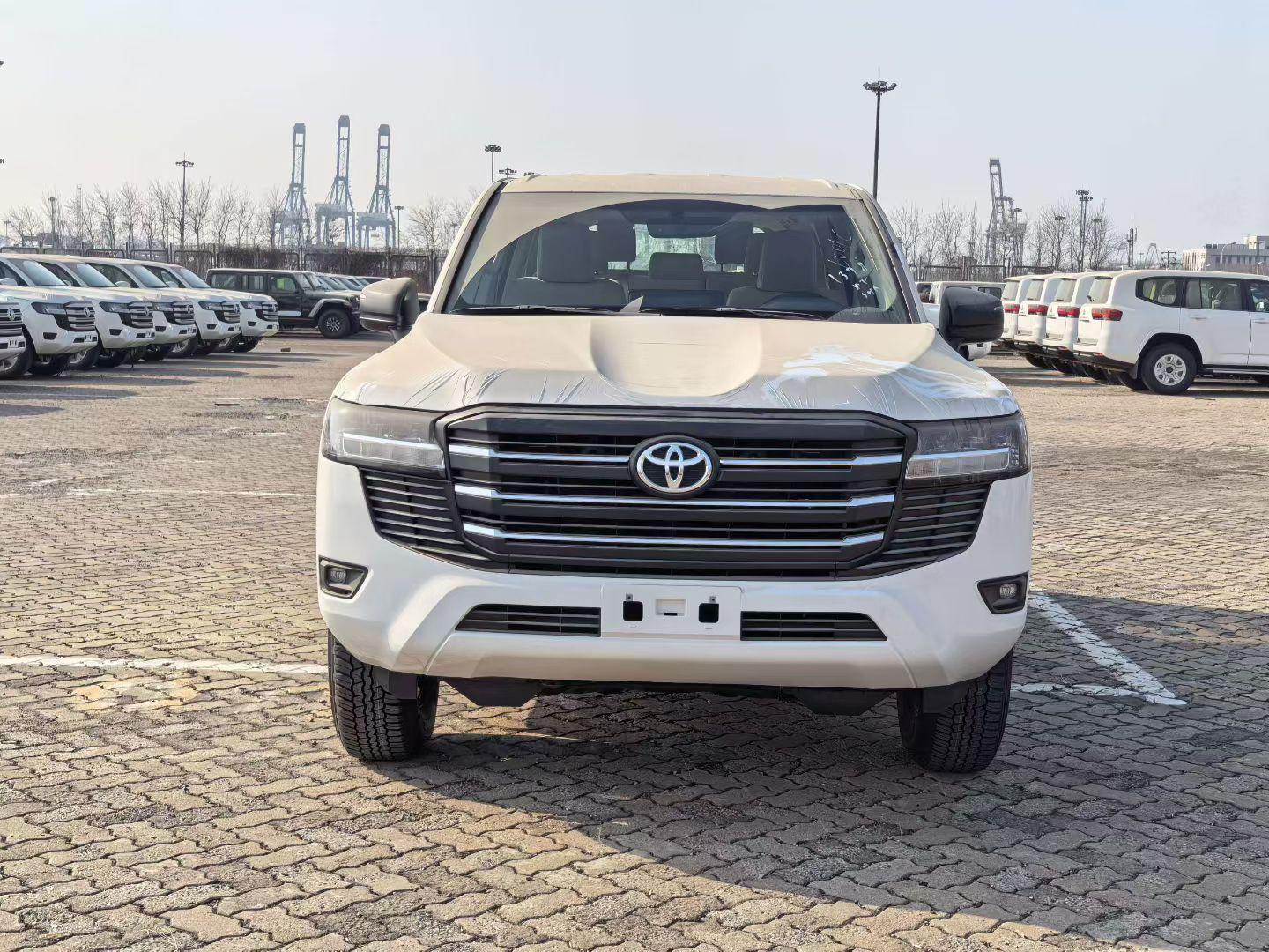 Toyota Land Cruiser 2026 thumb 9