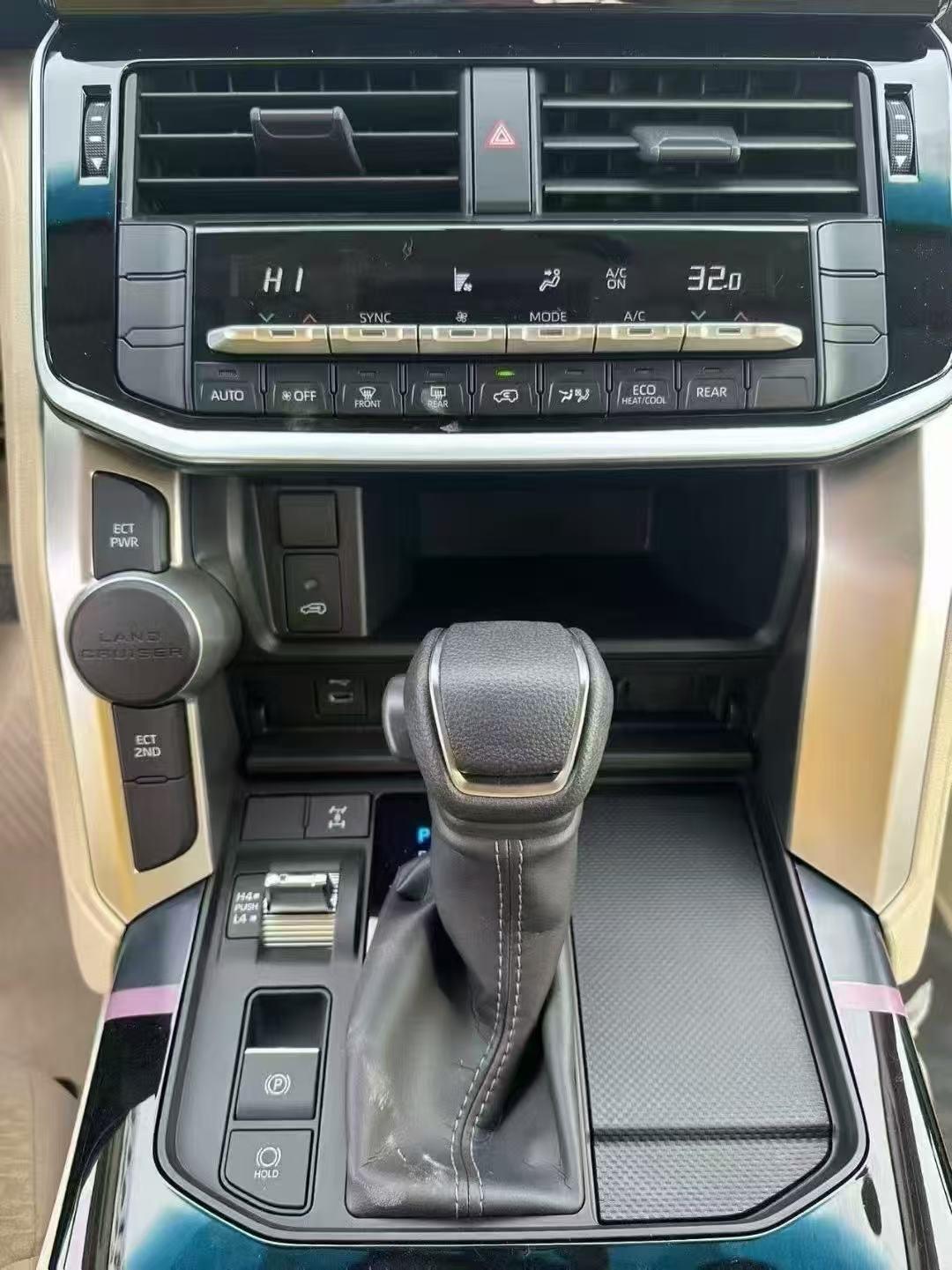 Toyota Land Cruiser 2026 thumb 12