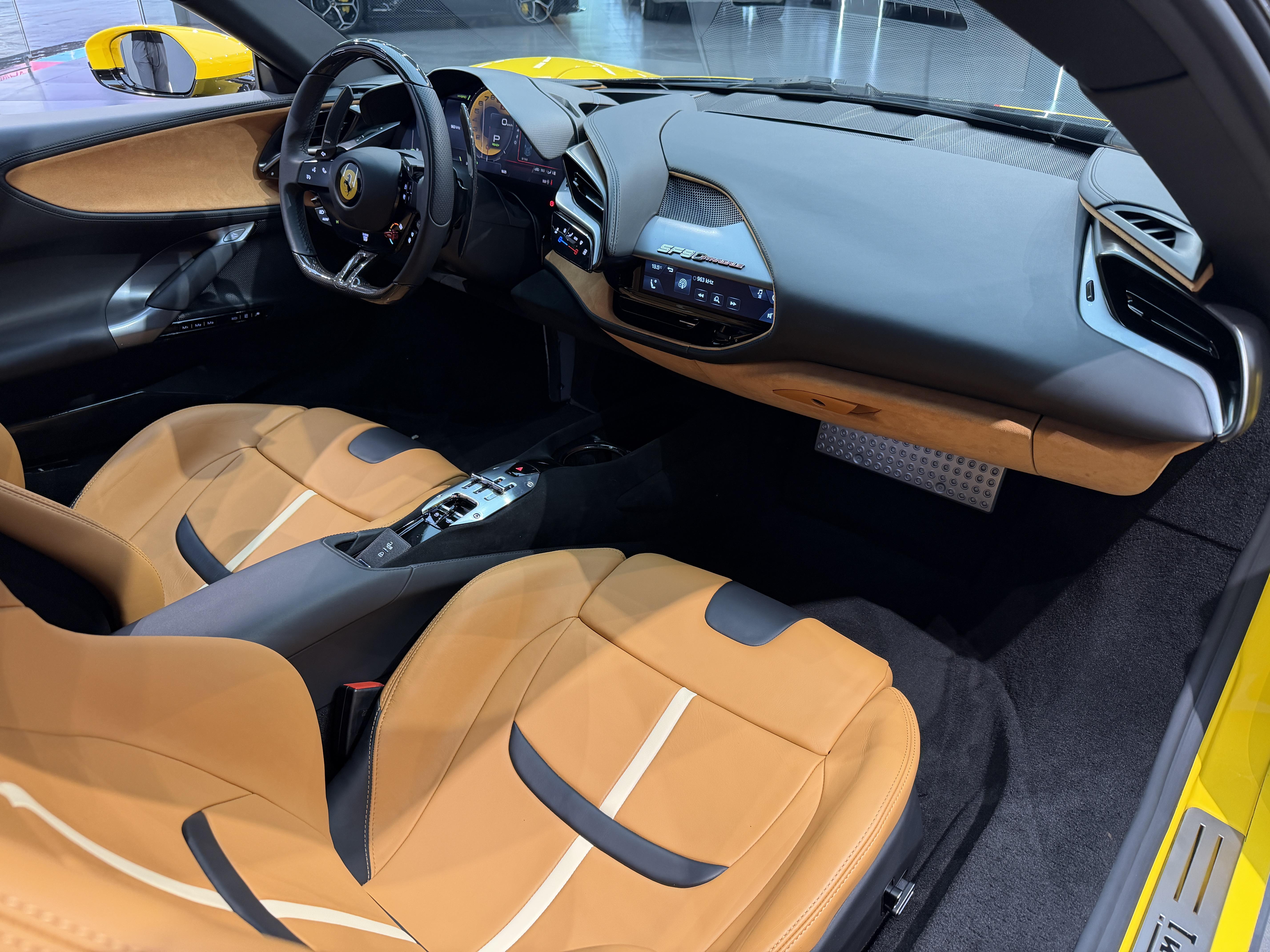 Ferrari SF90 2019 thumb 4