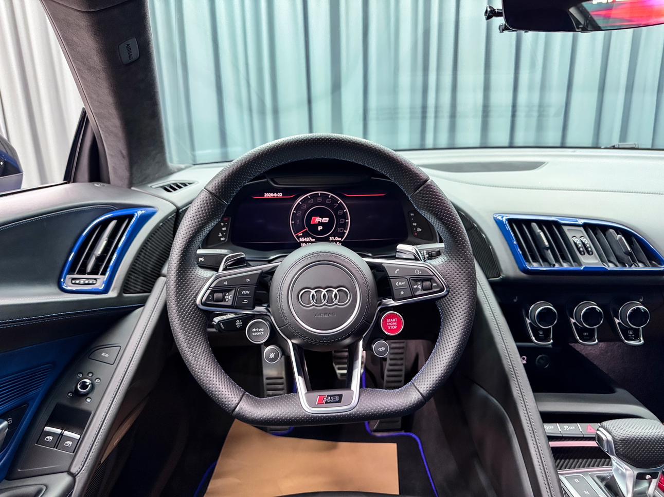 Audi R8 2021 thumb 6