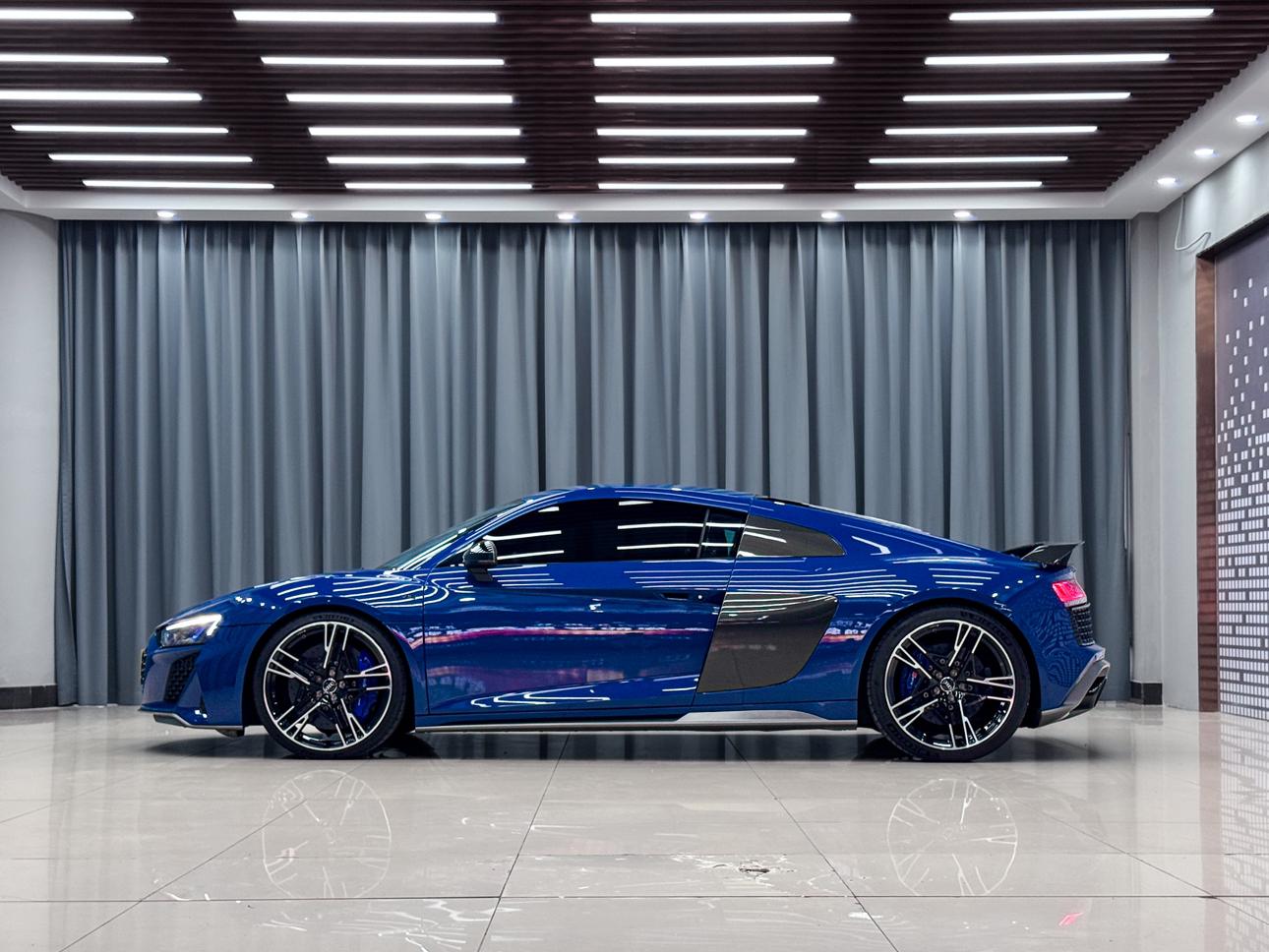 Audi R8 2021 thumb 10