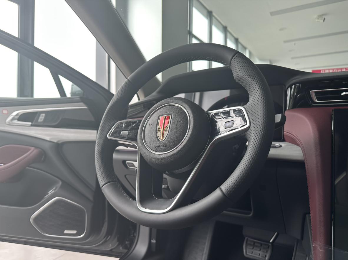 Hongqi H5 2025 thumb 6