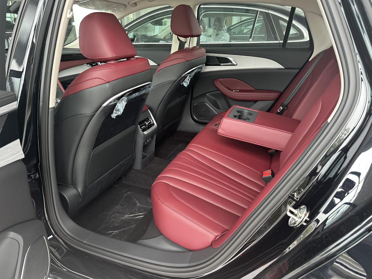 Hongqi H5 2025 thumb 8