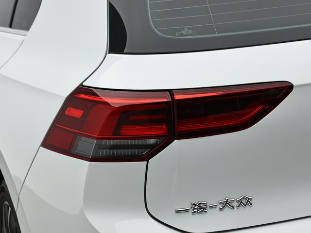 Volkswagen Golf Sportsvan 2023 thumb 11