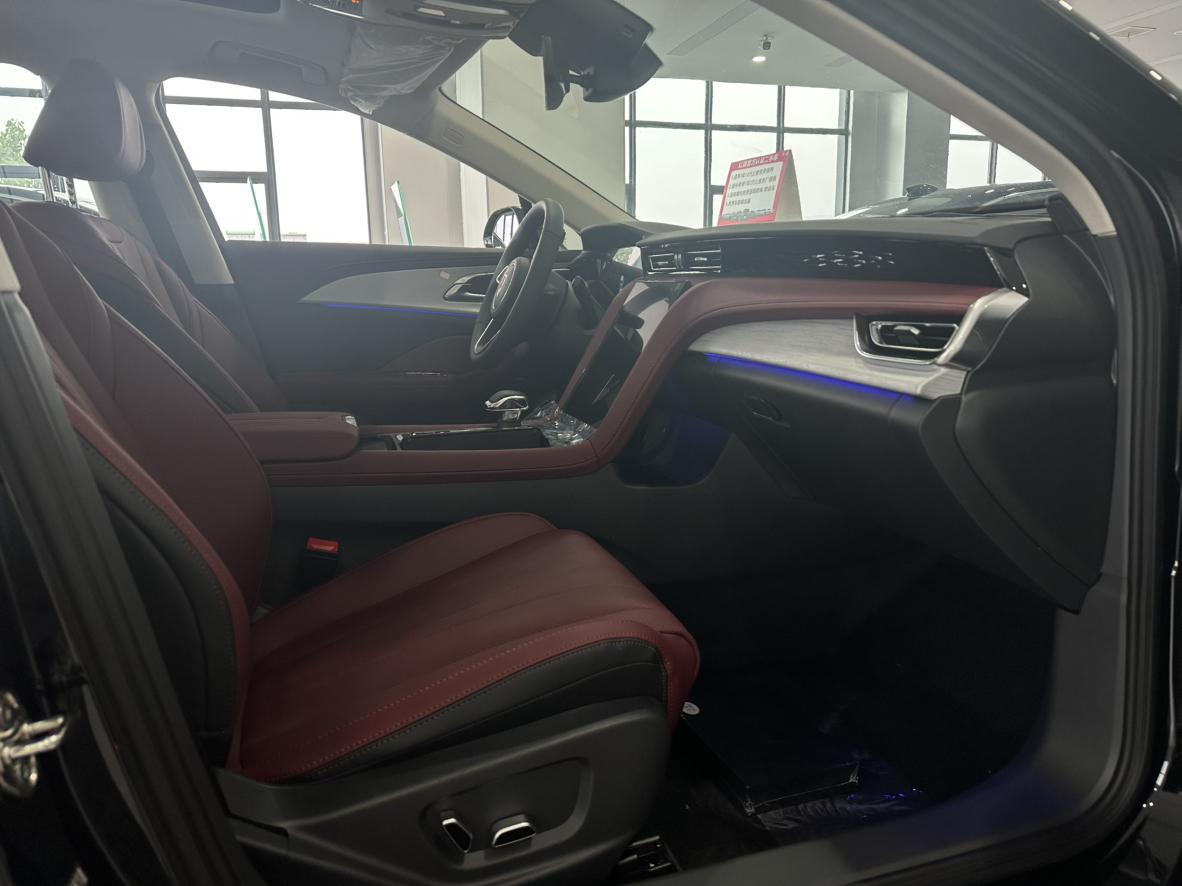 Hongqi H5 2025 thumb 3
