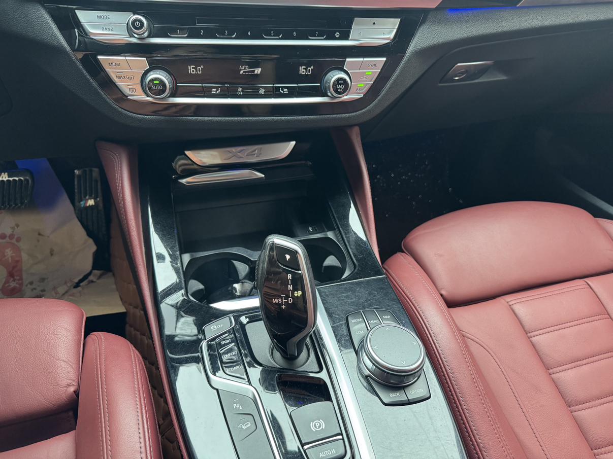 BMW X4 2019 thumb 6