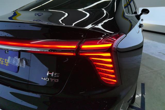 Hongqi H5 2025 thumb 3