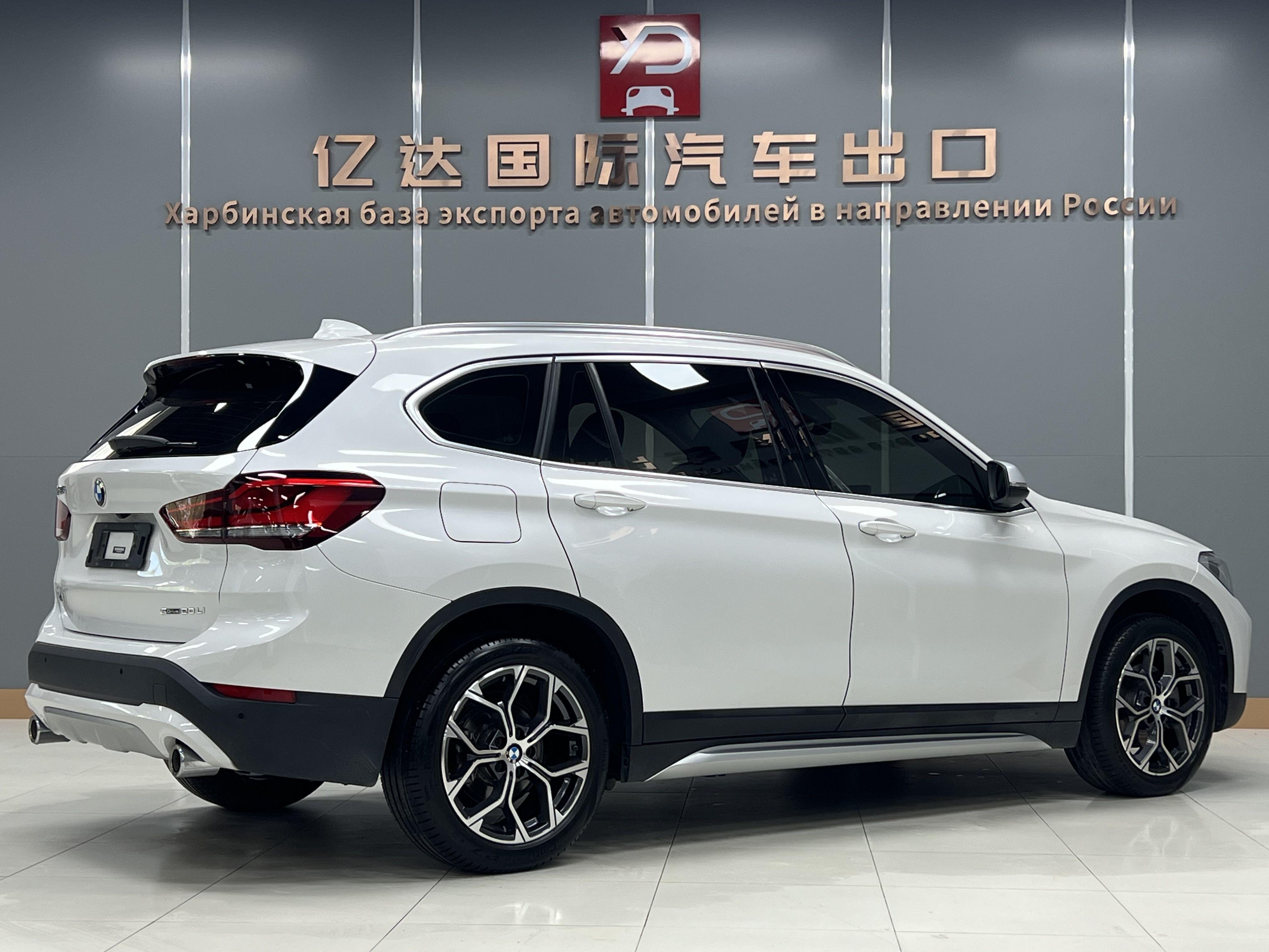 BMW X1 2022 thumb 4