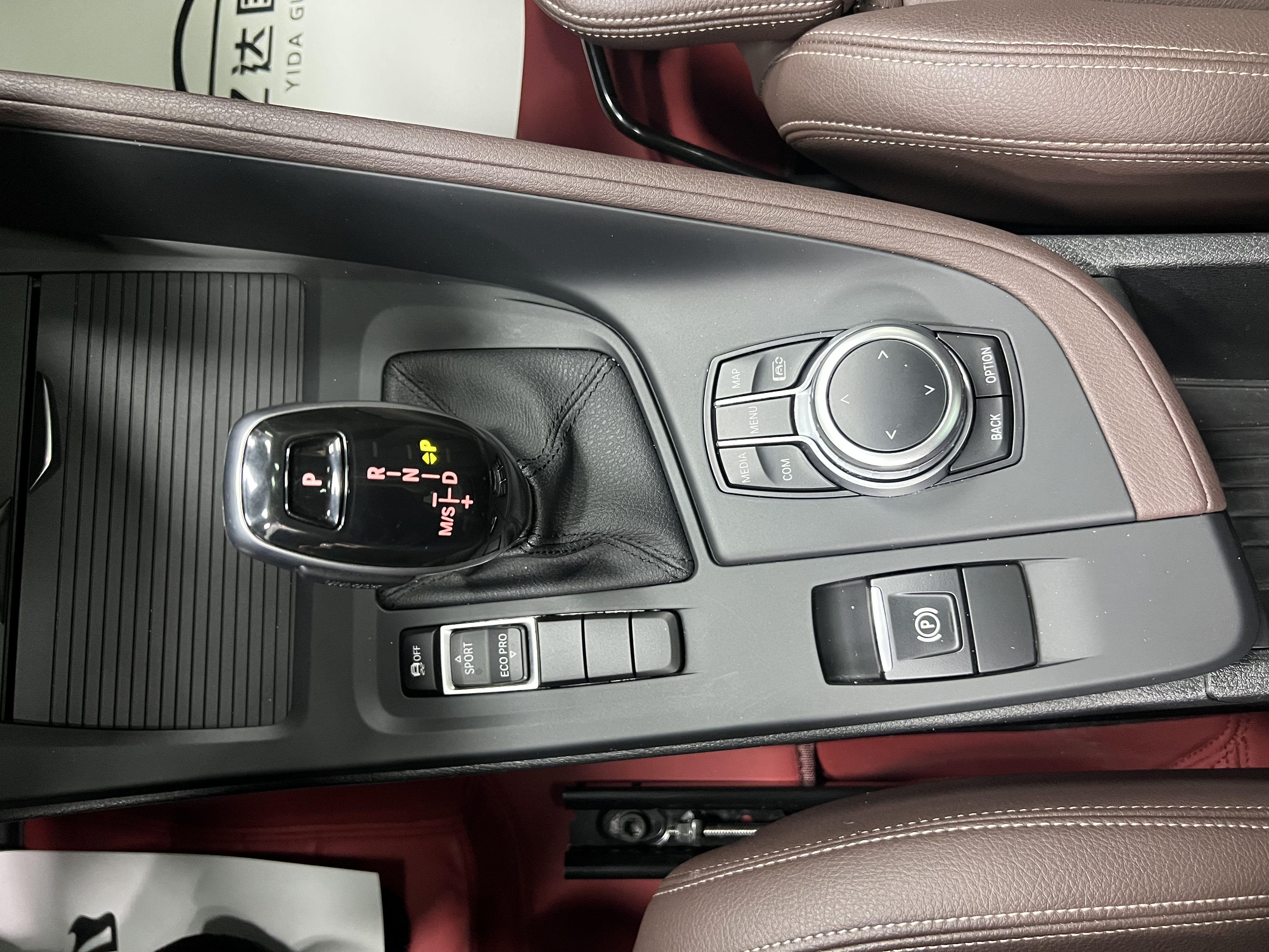 BMW X1 2022 thumb 6