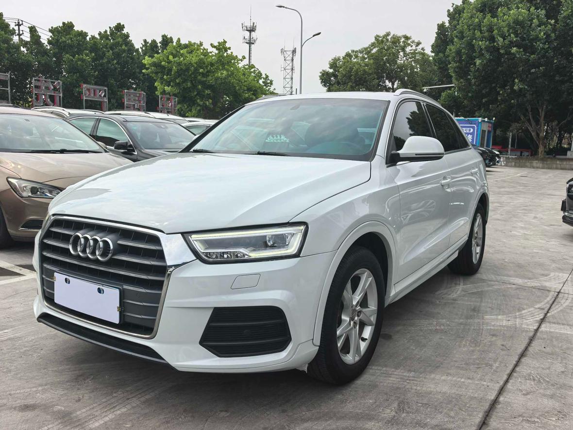 Audi Q3 2018 thumb 8