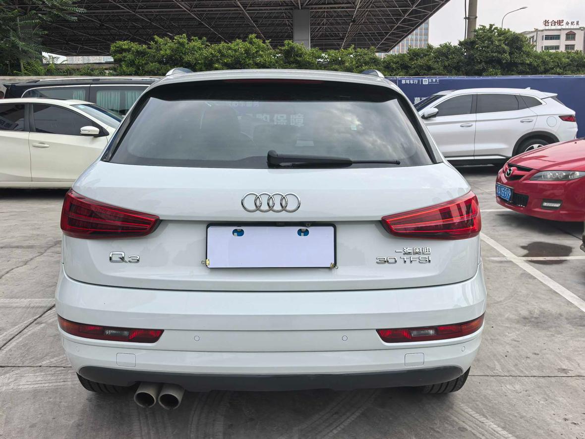 Audi Q3 2018 thumb 12