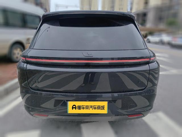 Lixiang (Li Auto) L8 2023 thumb 3