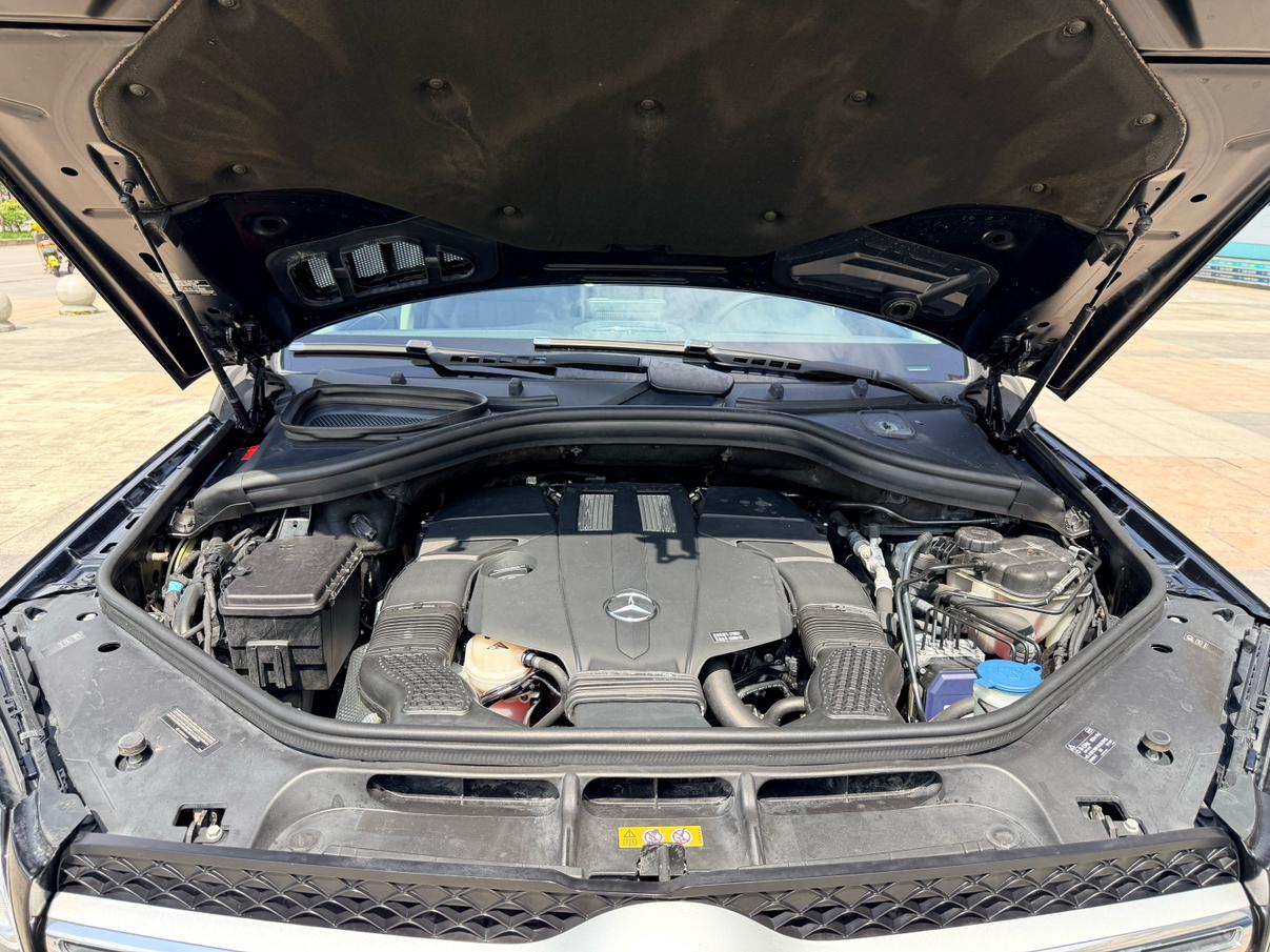 Mercedes-Benz GLS 2017 thumb 4