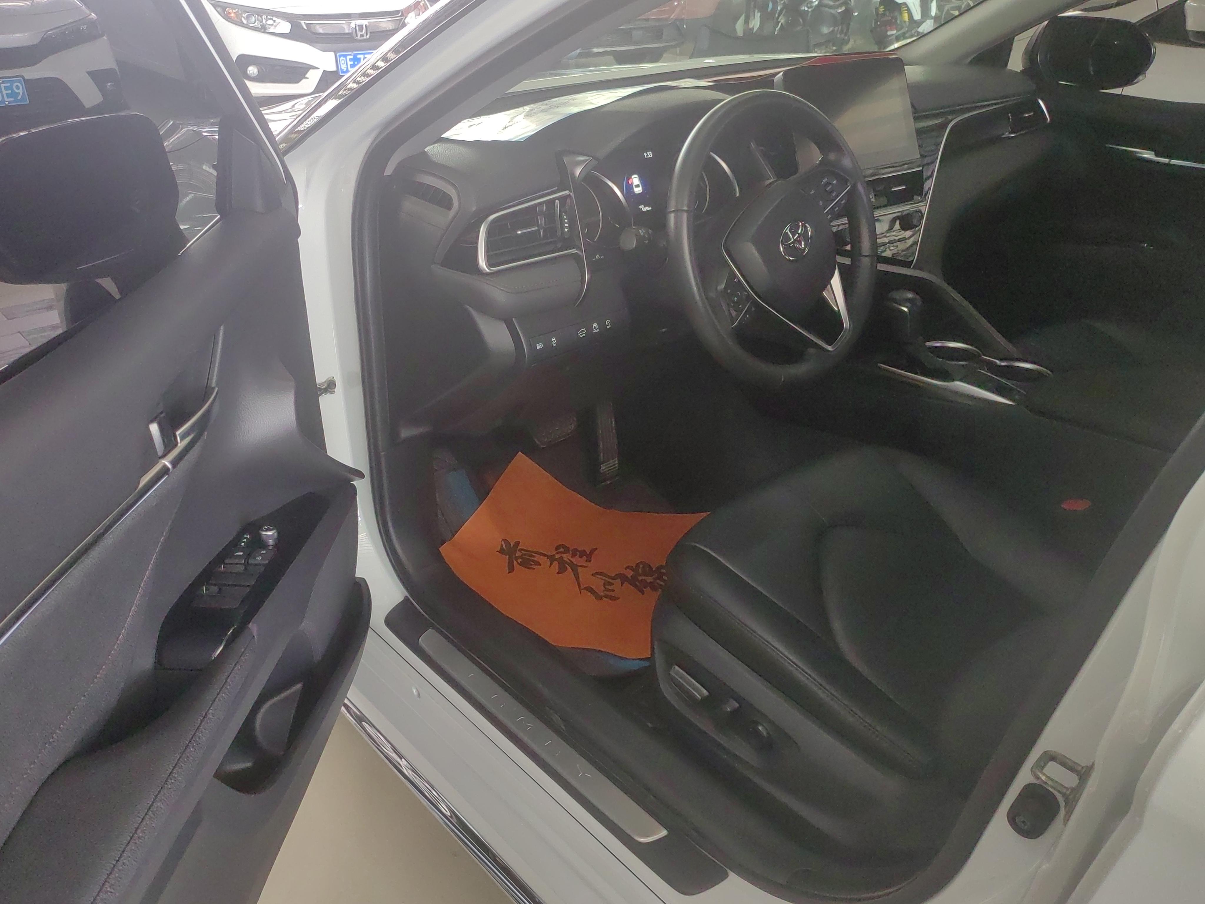 Toyota Camry 2023 thumb 9