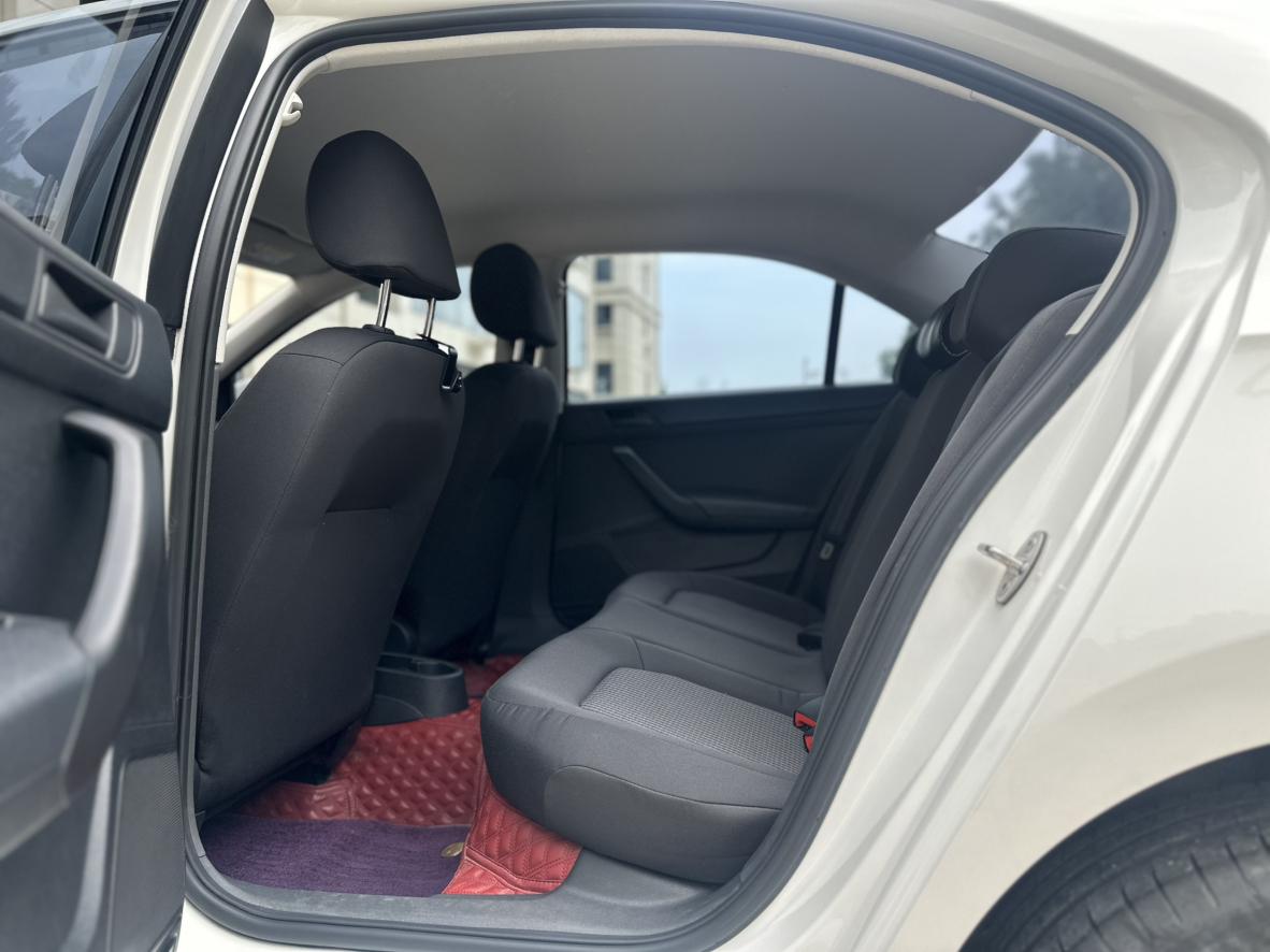 Volkswagen Santana 2019 thumb 12