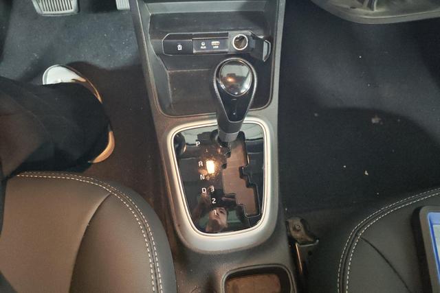 Kia Pegas 2020 thumb 12